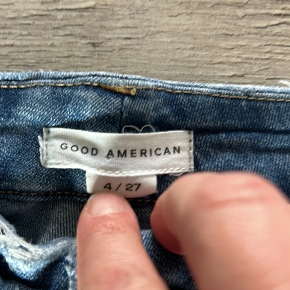 Good American SoftTech straight ankle jeans size 27
